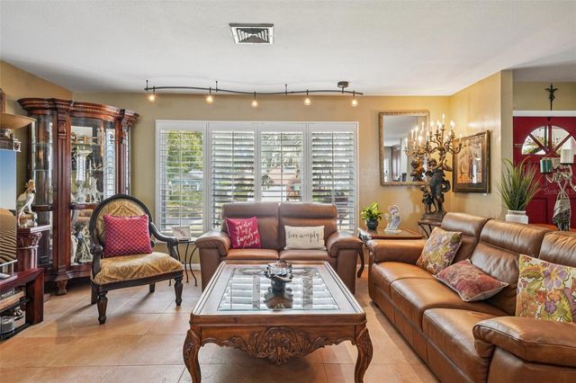 13476 BINGLEWOOD AVENUE, Seminole, FL 33776