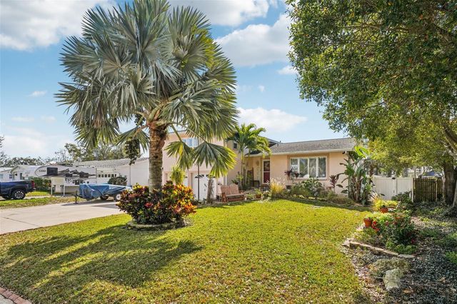 13476 BINGLEWOOD AVENUE, Seminole, FL 33776