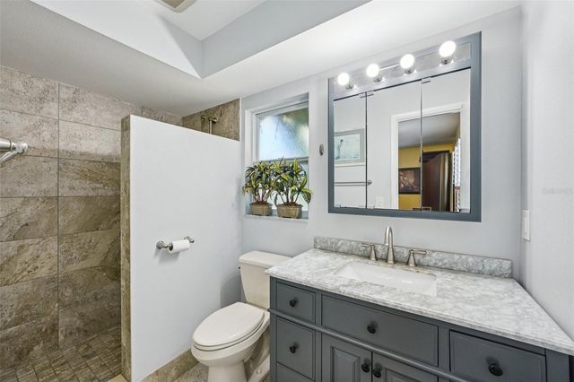 13476 BINGLEWOOD AVENUE, Seminole, FL 33776