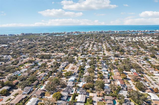 13476 BINGLEWOOD AVENUE, Seminole, FL 33776