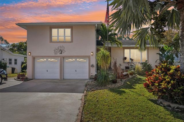 13476 BINGLEWOOD AVENUE, Seminole, FL 33776