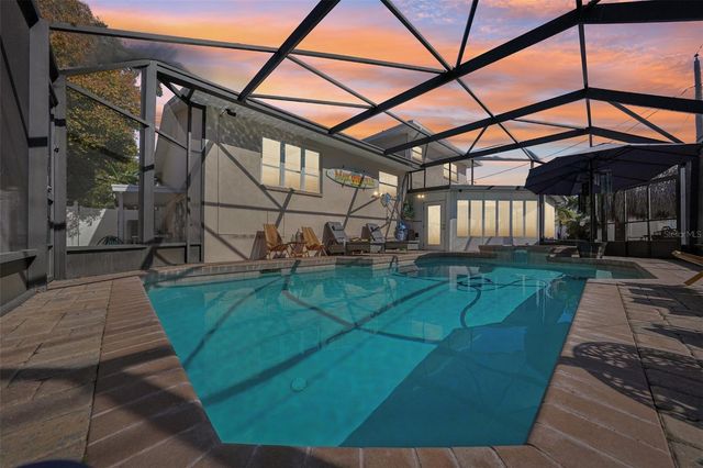 13476 BINGLEWOOD AVENUE, Seminole, FL 33776