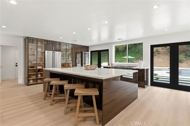 4041 Vanalden Avenue, Tarzana, CA 91356