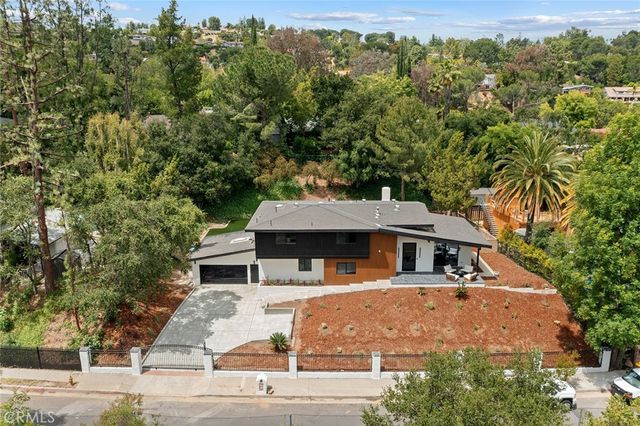 4041 Vanalden Avenue, Tarzana, CA 91356