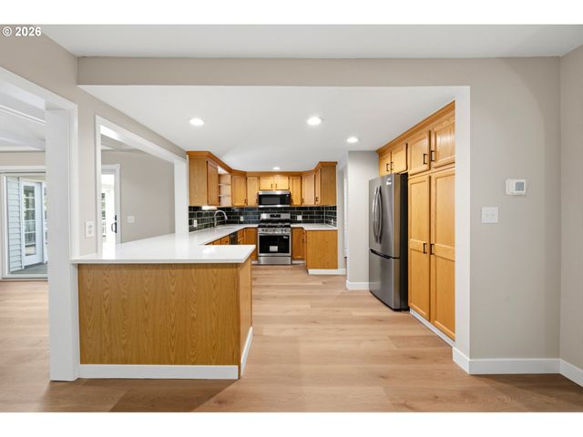 1245 Glen Creek Rd, Salem, OR 97304