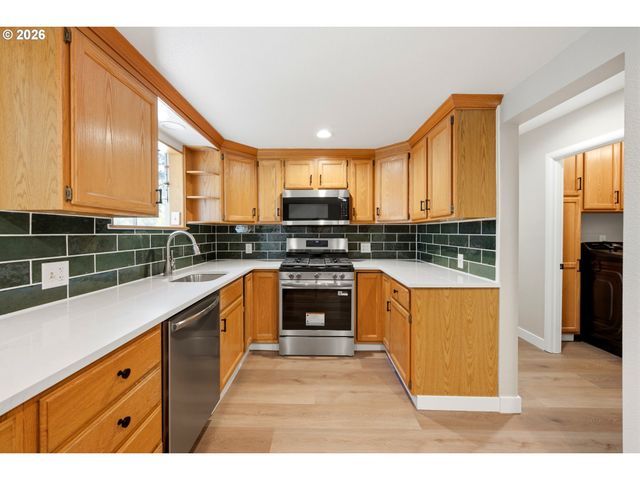 1245 Glen Creek Rd, Salem, OR 97304
