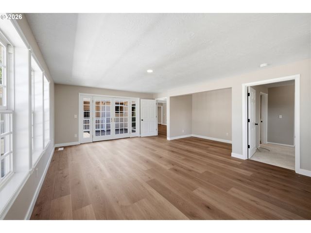 1245 Glen Creek Rd, Salem, OR 97304