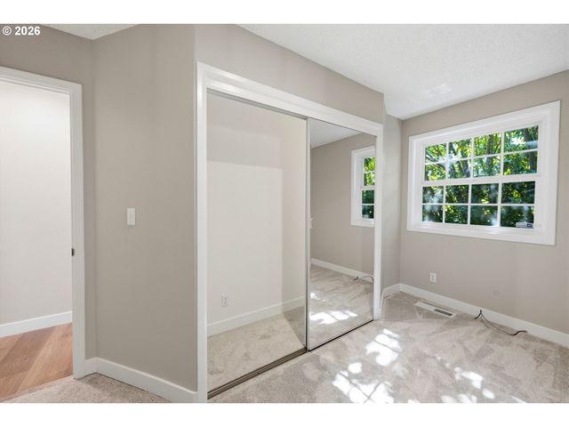 1245 Glen Creek Rd, Salem, OR 97304