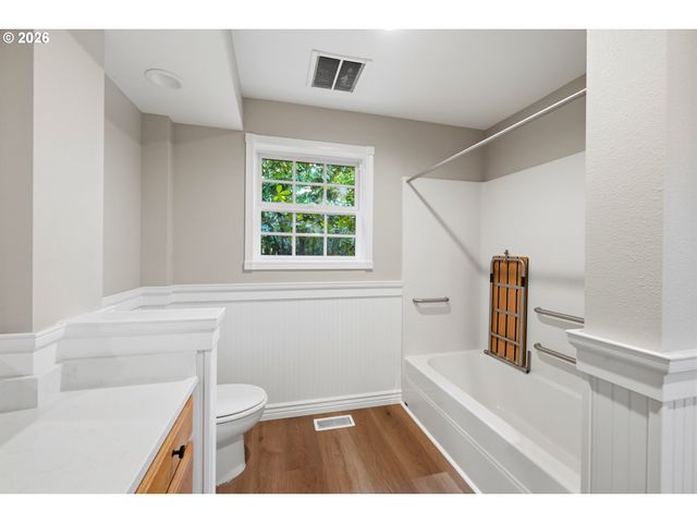 1245 Glen Creek Rd, Salem, OR 97304