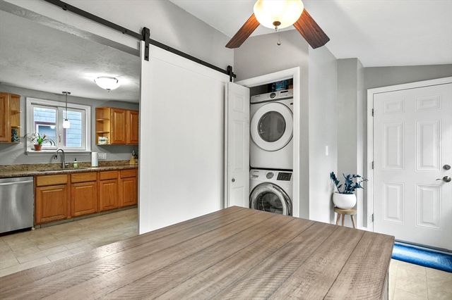 72 Aborn Street 1, Peabody, MA 01960