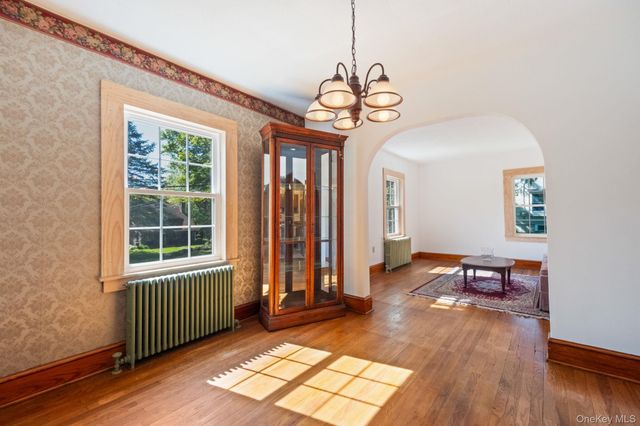 189 Lakeside Road, Newburgh, NY 12550