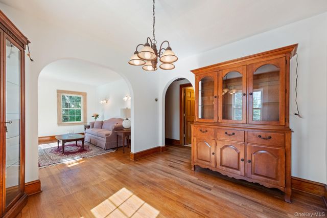 189 Lakeside Road, Newburgh, NY 12550