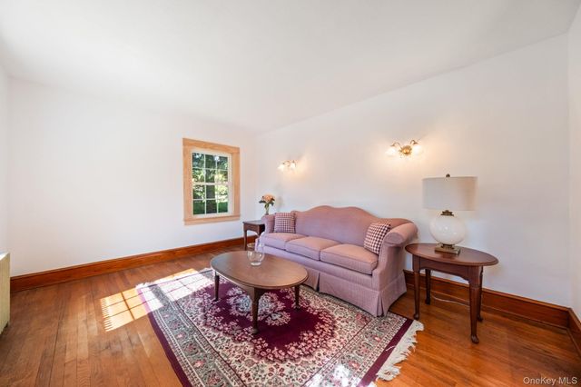 189 Lakeside Road, Newburgh, NY 12550