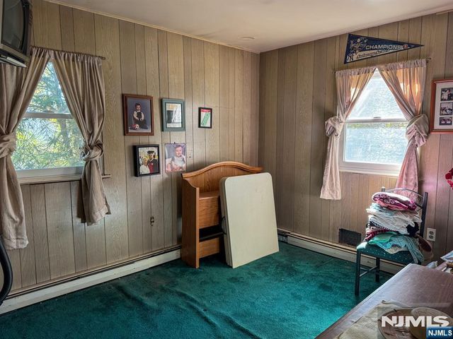 32 Esplanade Drive, Hillsdale, NJ 07642