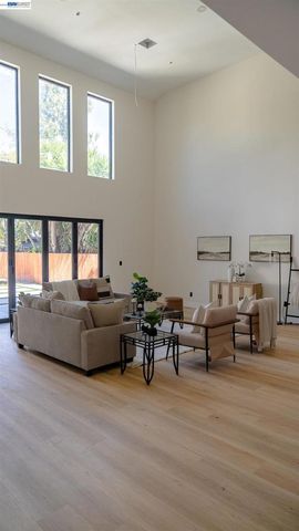 1278 Delmas, San Jose, CA 95125