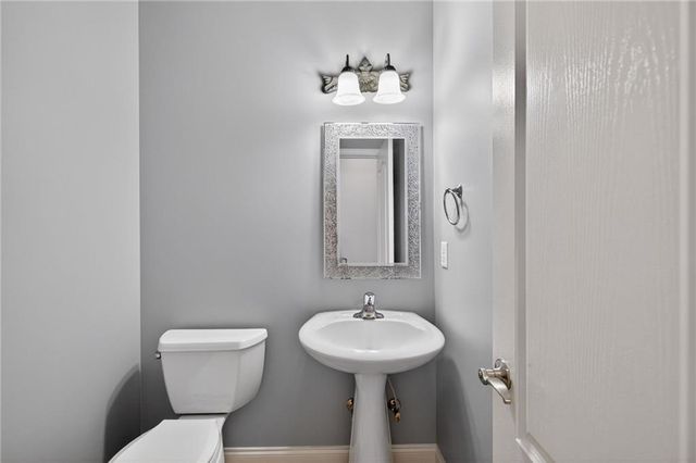 8967 Midlothian Court, Winston, GA 30187