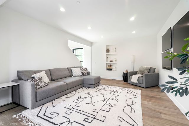 3112 Cara Lane, Oak Brook, IL 60523