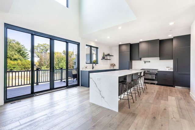 3112 Cara Lane, Oak Brook, IL 60523