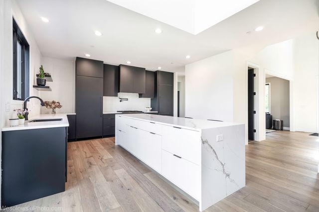 3112 Cara Lane, Oak Brook, IL 60523