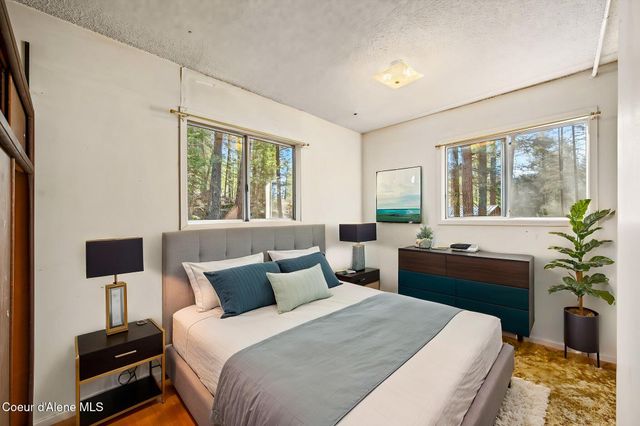 1807 Kelso Lake RD, Athol, ID 83801