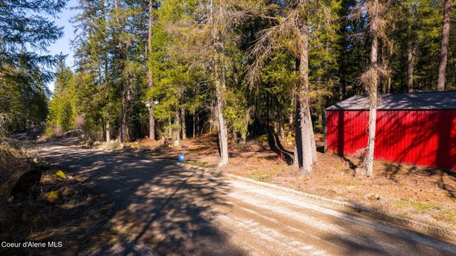 1807 Kelso Lake RD, Athol, ID 83801