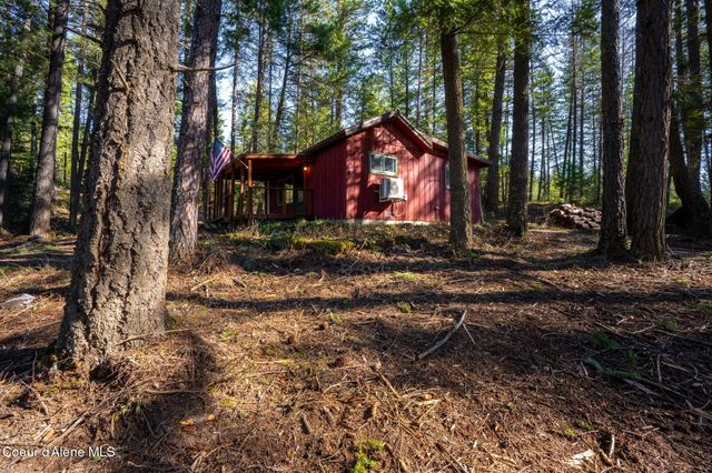 1807 Kelso Lake RD, Athol, ID 83801