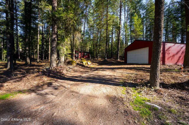 1807 Kelso Lake RD, Athol, ID 83801