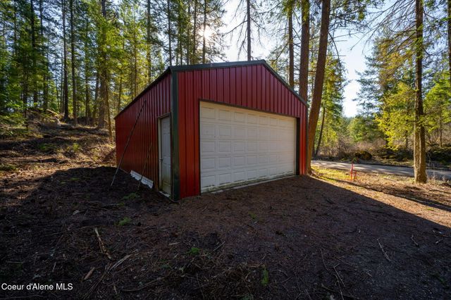 1807 Kelso Lake RD, Athol, ID 83801