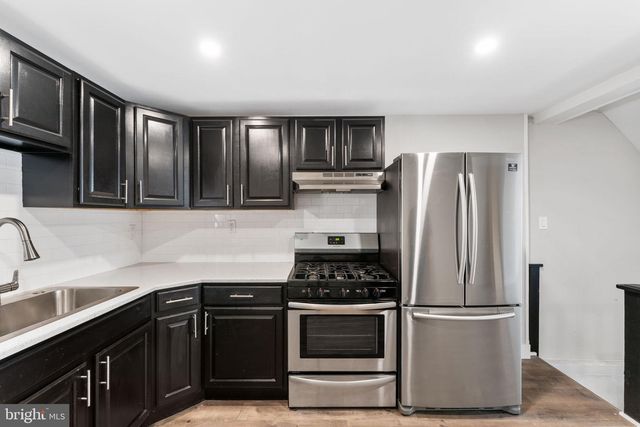 2833 S SYDENHAM ST, Philadelphia, PA 19145