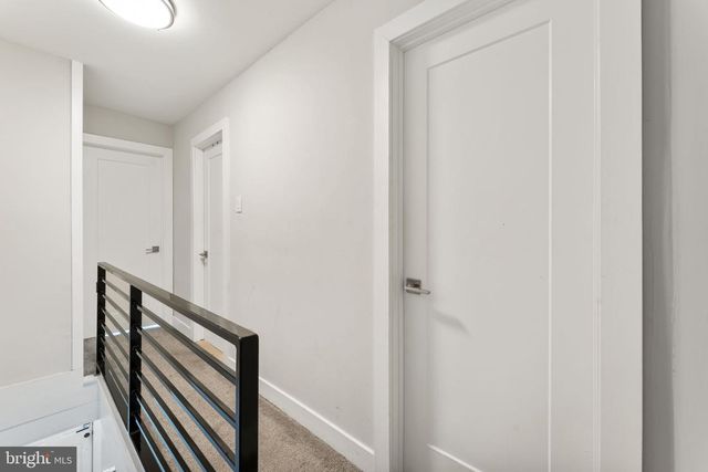 2833 S SYDENHAM ST, Philadelphia, PA 19145