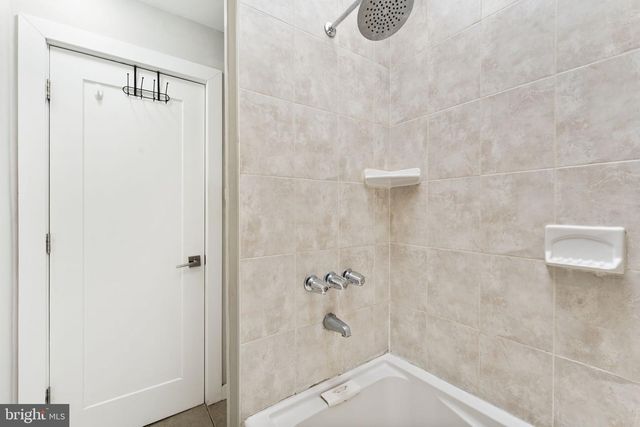 2833 S SYDENHAM ST, Philadelphia, PA 19145