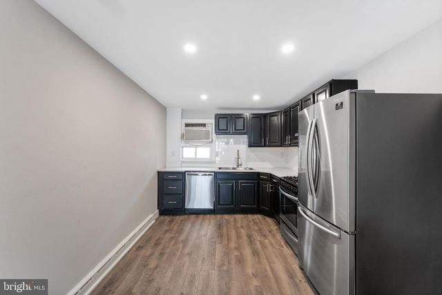 2833 S SYDENHAM ST, Philadelphia, PA 19145