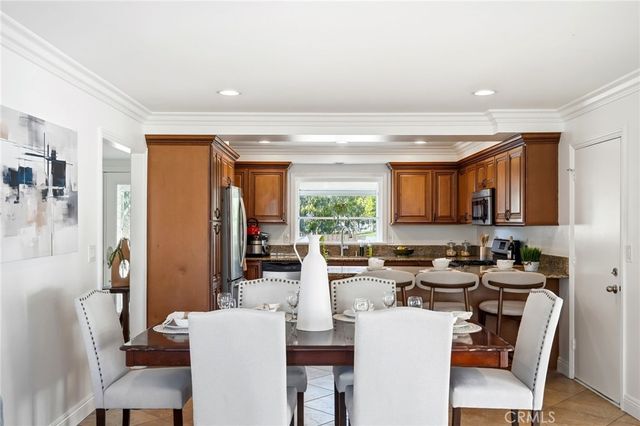 1110 E Meats Ave, Orange, CA 92865