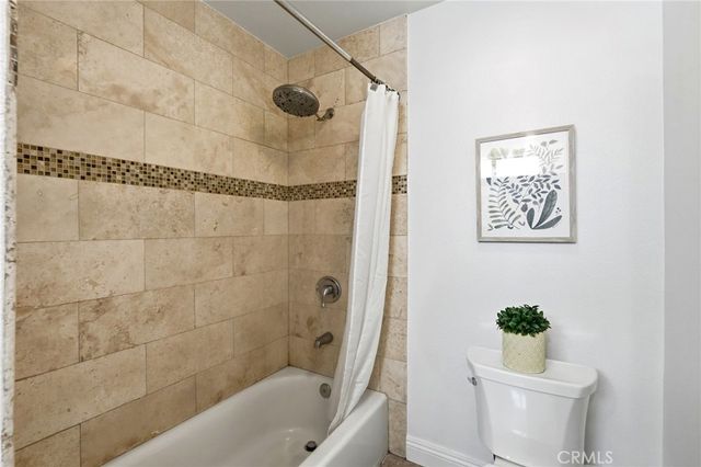 1110 E Meats Ave, Orange, CA 92865