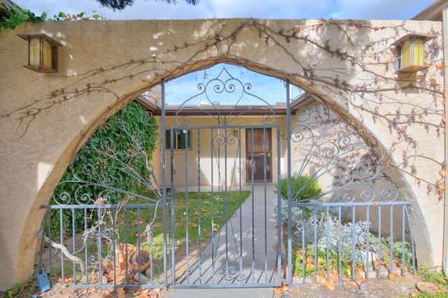 3805 Valerie Place NE, Albuquerque, NM 87111