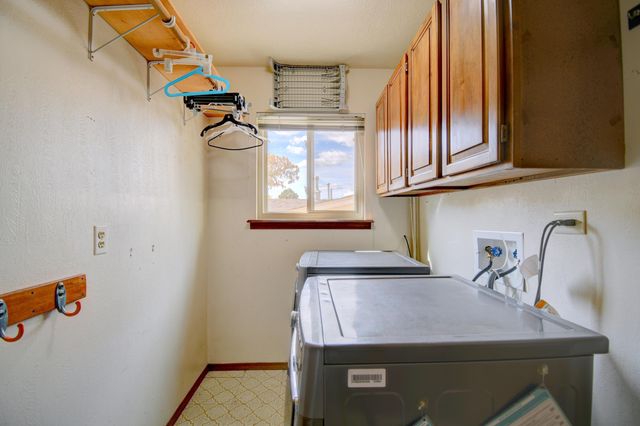 3805 Valerie Place NE, Albuquerque, NM 87111