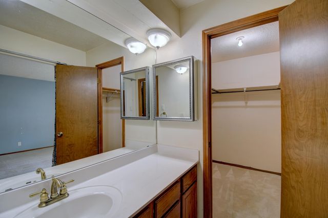 3805 Valerie Place NE, Albuquerque, NM 87111