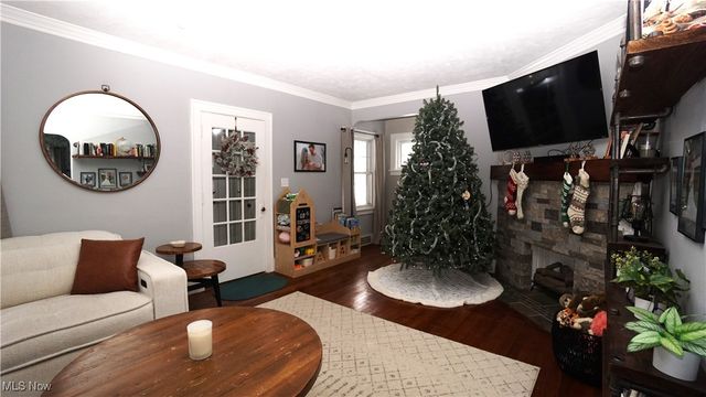 16416 Elsienna Avenue, Cleveland, OH 44135