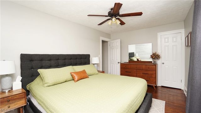 16416 Elsienna Avenue, Cleveland, OH 44135