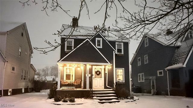 16416 Elsienna Avenue, Cleveland, OH 44135