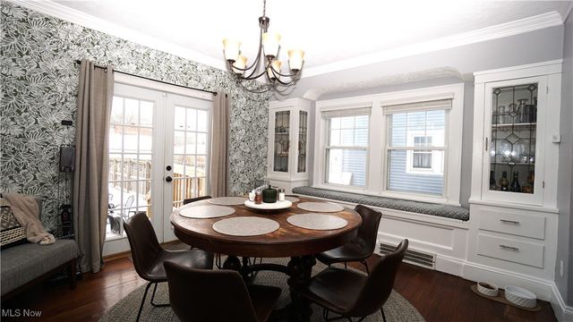 16416 Elsienna Avenue, Cleveland, OH 44135