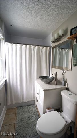 16416 Elsienna Avenue, Cleveland, OH 44135