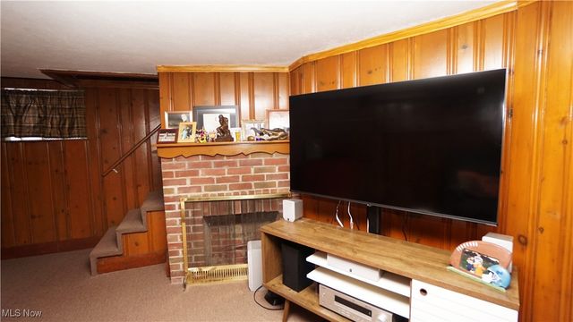 16416 Elsienna Avenue, Cleveland, OH 44135