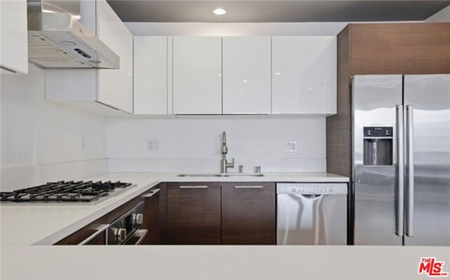 118 S Kenwood Street 407, Glendale, CA 91205