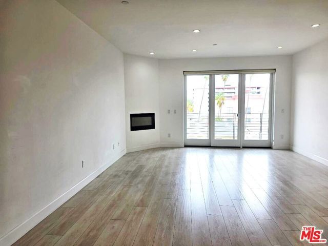 118 S Kenwood Street 407, Glendale, CA 91205