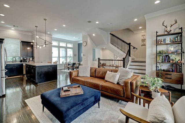 2231 Chenevert Street, Houston, TX 77003