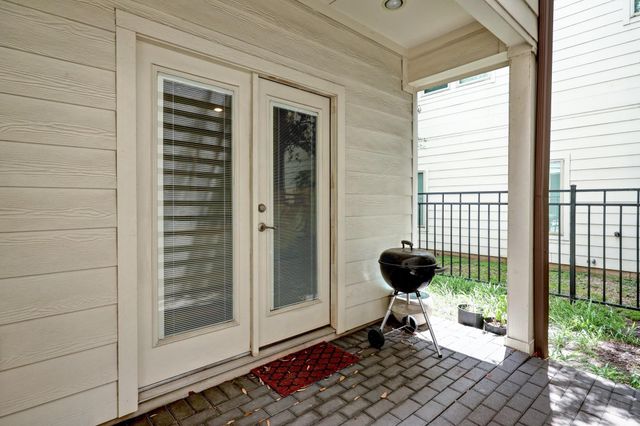 2231 Chenevert Street, Houston, TX 77003