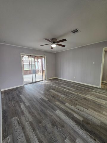 9611 Jaywood Drive, Houston, TX 77040