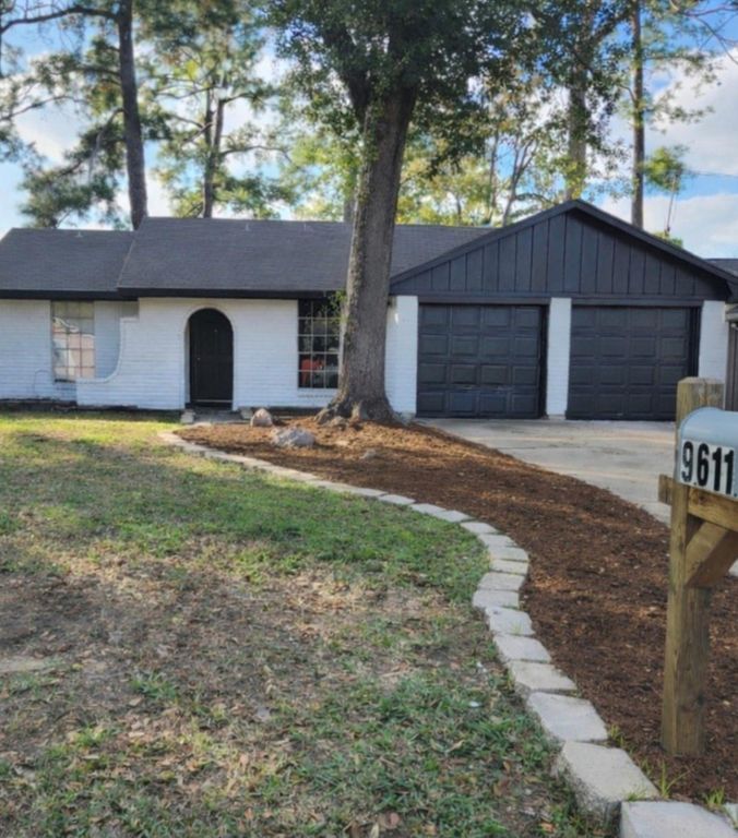 9611 Jaywood Drive, Houston, TX 77040
