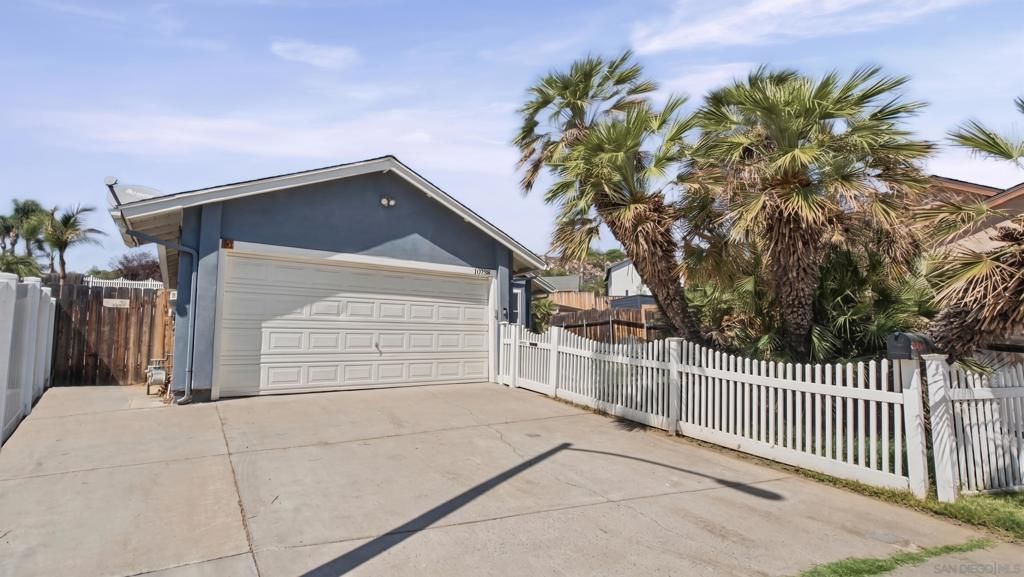 10958 Gayola Ln, Lakeside, CA 92040 — photo 2